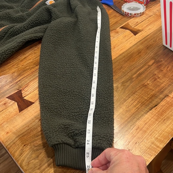 Carhartt zip up fleece size large in GUC - Picture 8 of 8